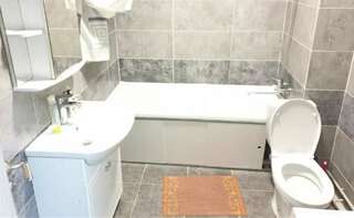 Апартаменты Красивая двушка в ЖК Шахристан Алматы Апартаменты с 1 спальней-9